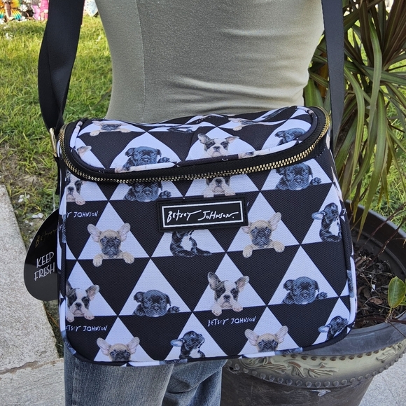 Betsey Johnson Handbags - NWT BLACK n WHITE CHECKERED DOG BETSEY JOHNSON INSULATED CUBE LUNCH